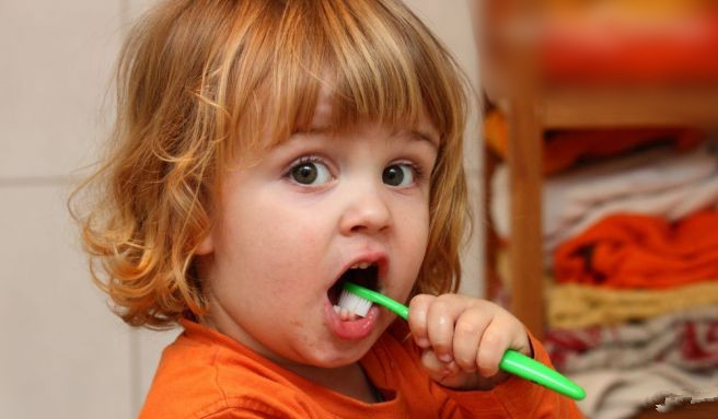 Le brossage des dents après le repas reste le meilleur garant d'une bonne santé bucco-dentaire.
